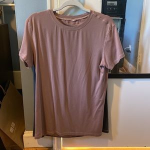 ‼️MOVING SALE‼️ Alphalete viscose premium tee